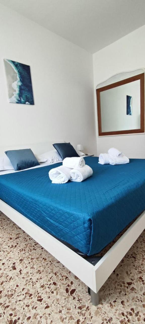 A Casa Dei Nonni Apartment Giardini Naxos Luaran gambar