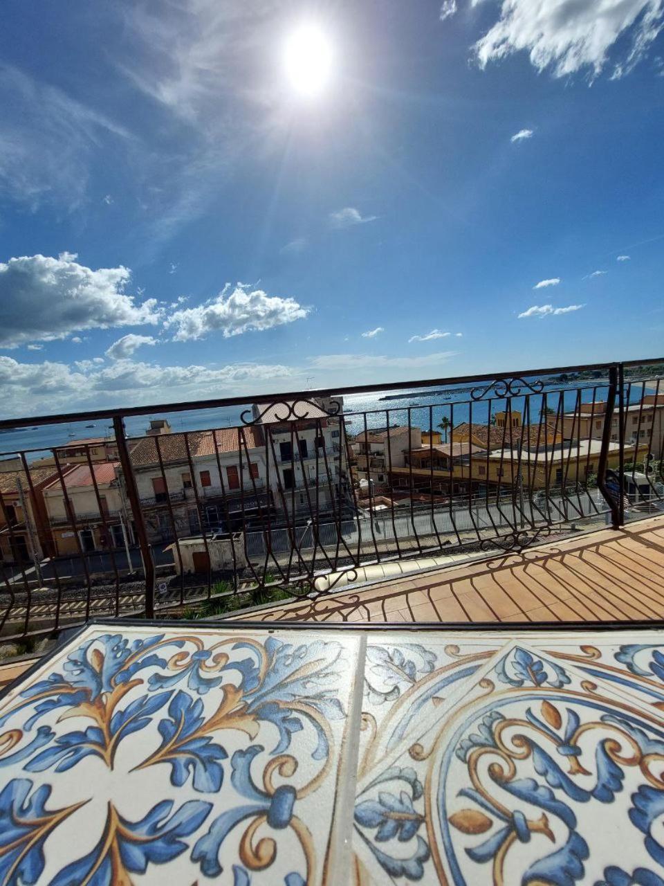 A Casa Dei Nonni Apartment Giardini Naxos Luaran gambar